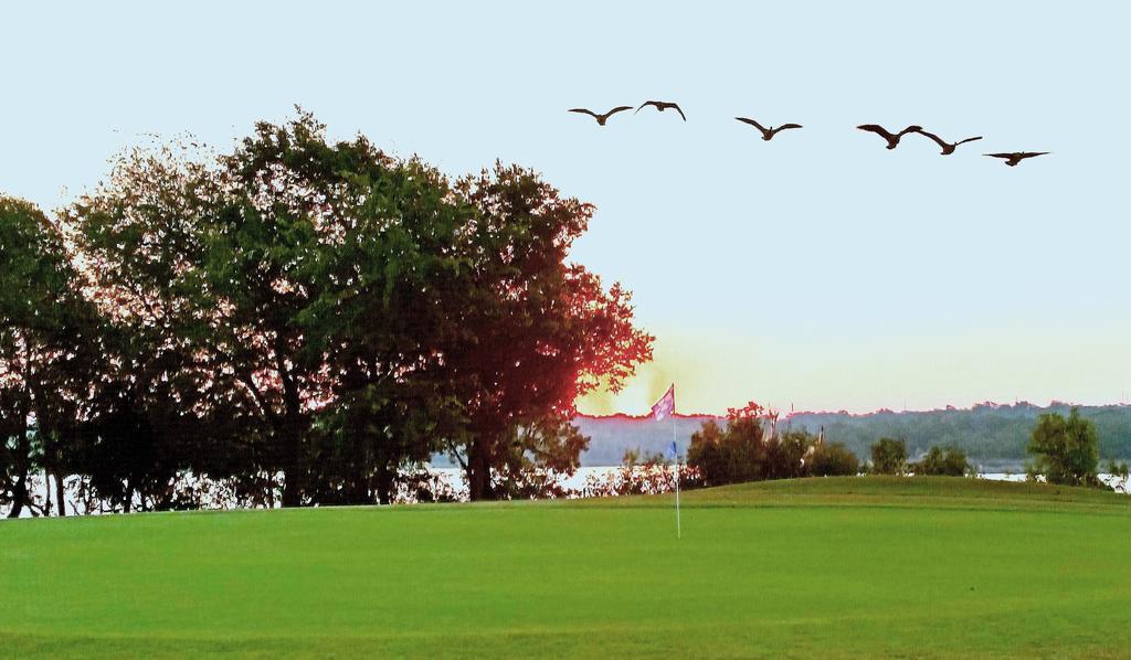 Lake Eufaula Inn & Suites Checotah Экстерьер фото