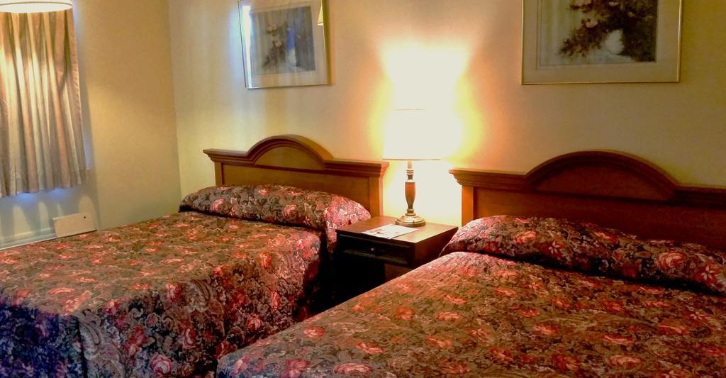 Lake Eufaula Inn & Suites Checotah Экстерьер фото
