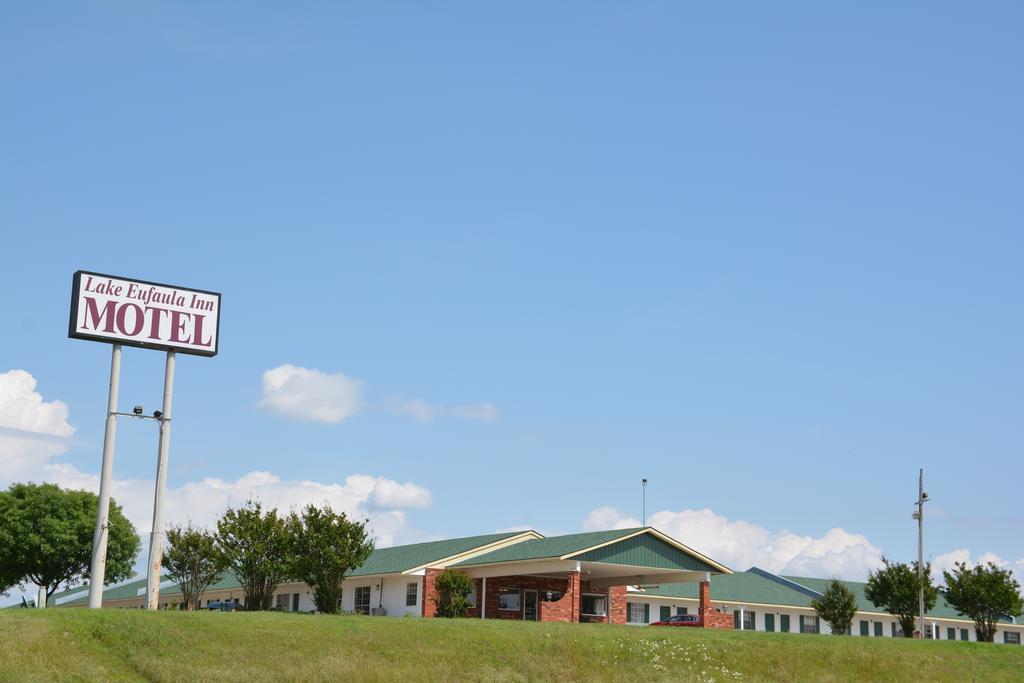 Lake Eufaula Inn & Suites Checotah Экстерьер фото